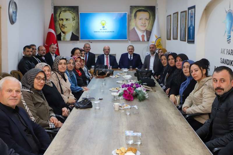 Ak Parti Afyonkarahisar’da Birlik Ve Beraberlik Mesajı Sahadan Verildi