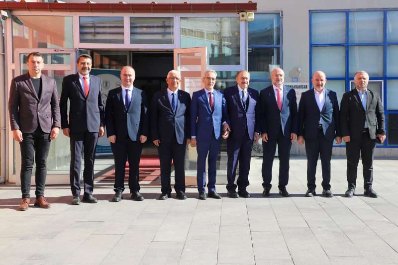 Ak Parti Afyonkarahisar’da Birlik Ve Beraberlik Mesajı Sahadan Verildi