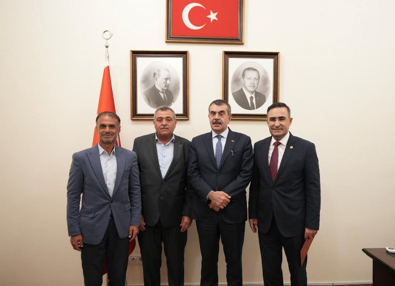 AK Parti Milletvekilleri’nden Bakan Tekin’e Ziyaret