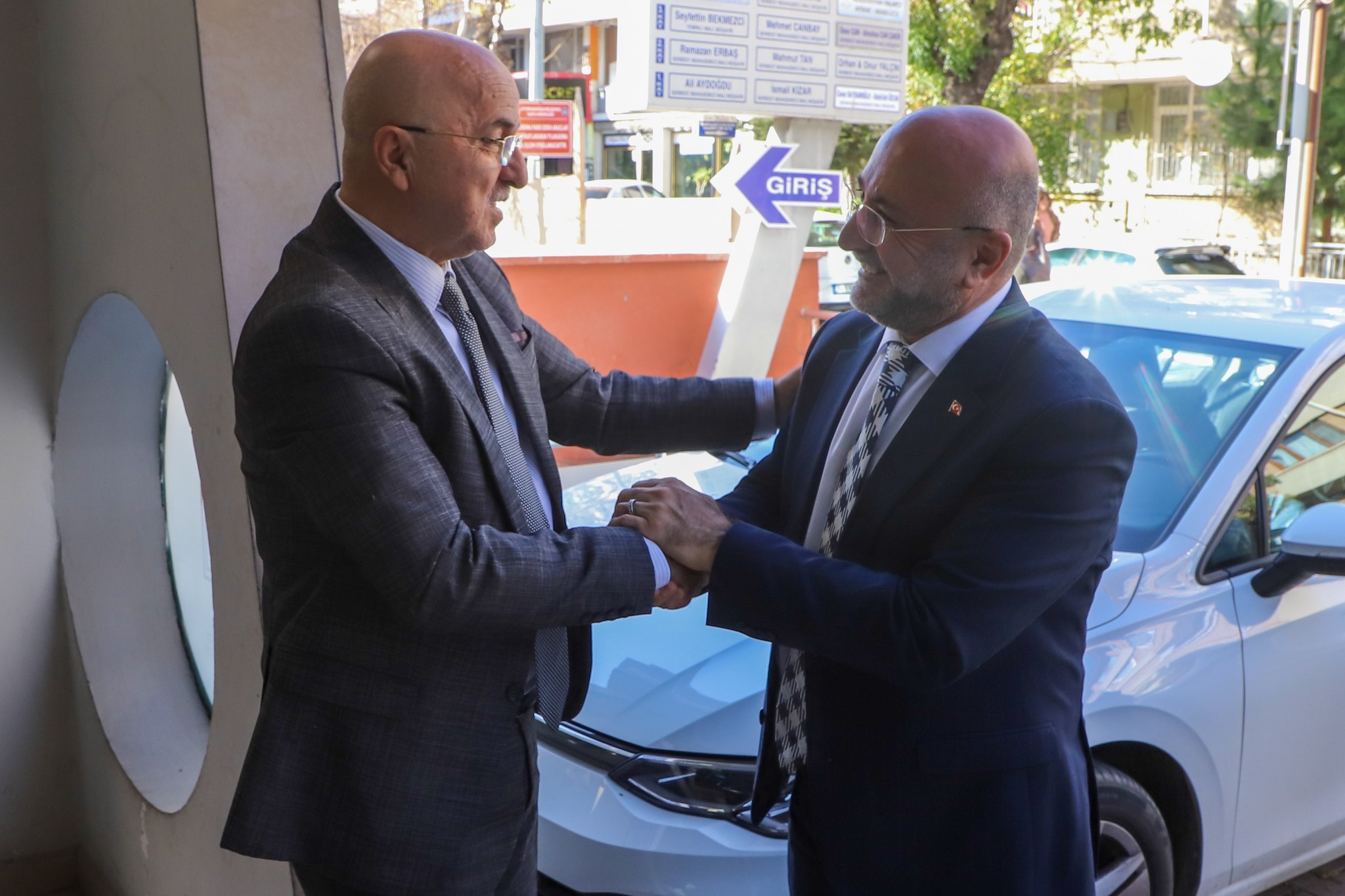 AK Parti'den SMMMO'YA Ziyaret