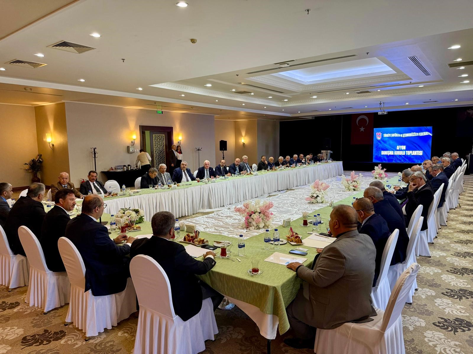 Şoförler ve Otomobilciler Federasyonu Afyonkarahisar'da Buluştu