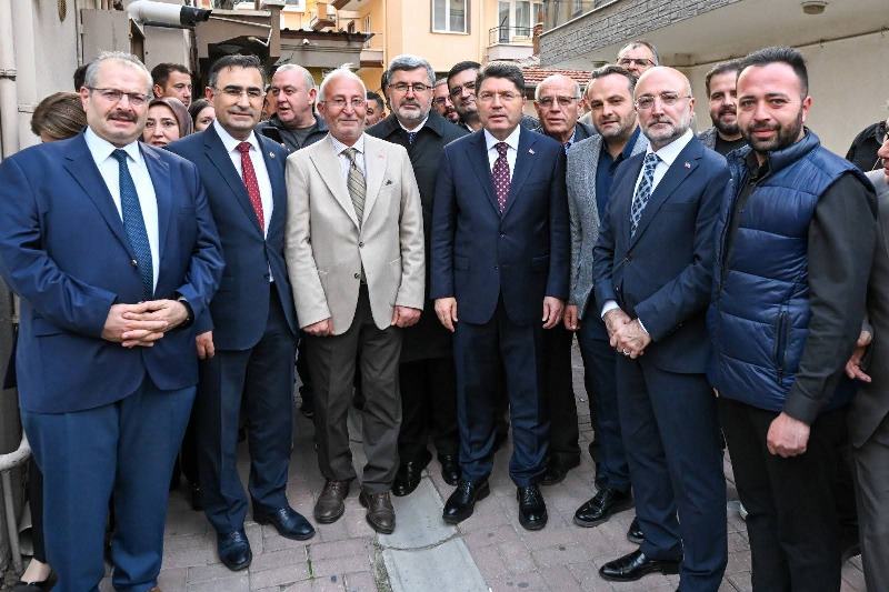 Bakan Tunç Ak Parti Afyon Teşkilatı'yla Bir Araya Geldi