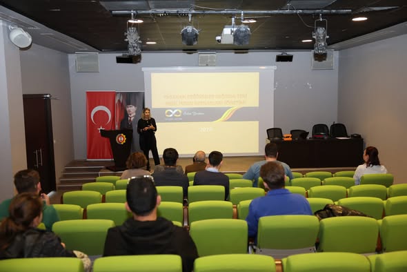 “Değişen Dünyada Yeni Nesil İnsan Kaynakları Yönetimi” Eğitimi Gerçekleştirildi