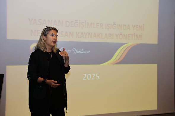 “Değişen Dünyada Yeni Nesil İnsan Kaynakları Yönetimi” Eğitimi Gerçekleştirildi