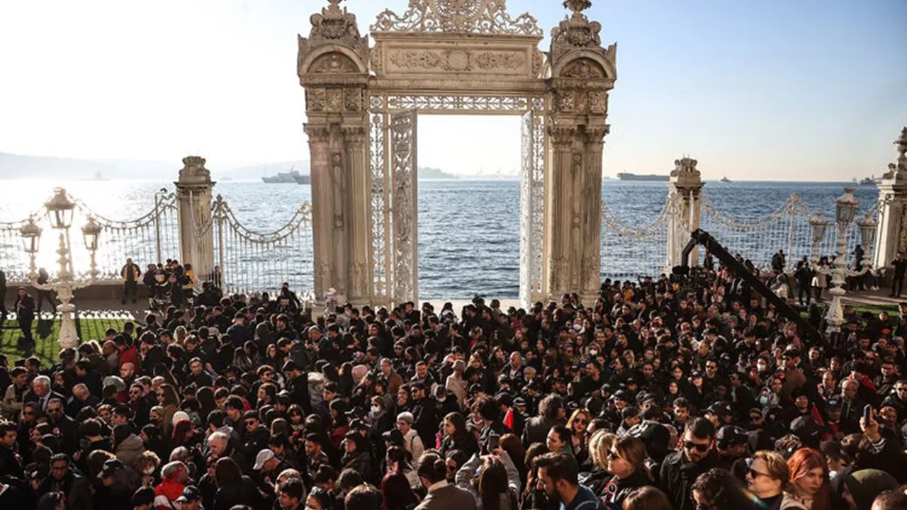 Dolmabahçe’de Atatürk’e Büyük Özlem!