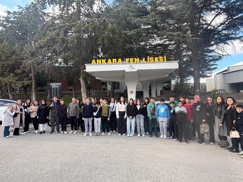 Emirdağ Belediyesi Gençlik Merkezi Öğrencileri Ankara Gezisinde