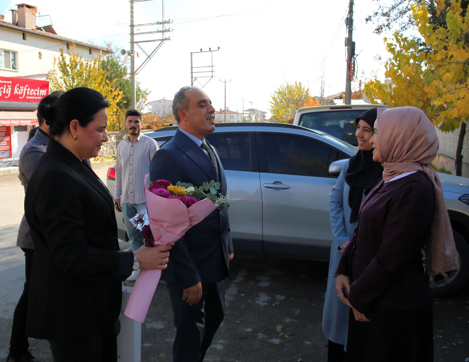 Emniyet Müdürü Erol’dan Şehit Eşine Öğretmenler Günü Ziyareti