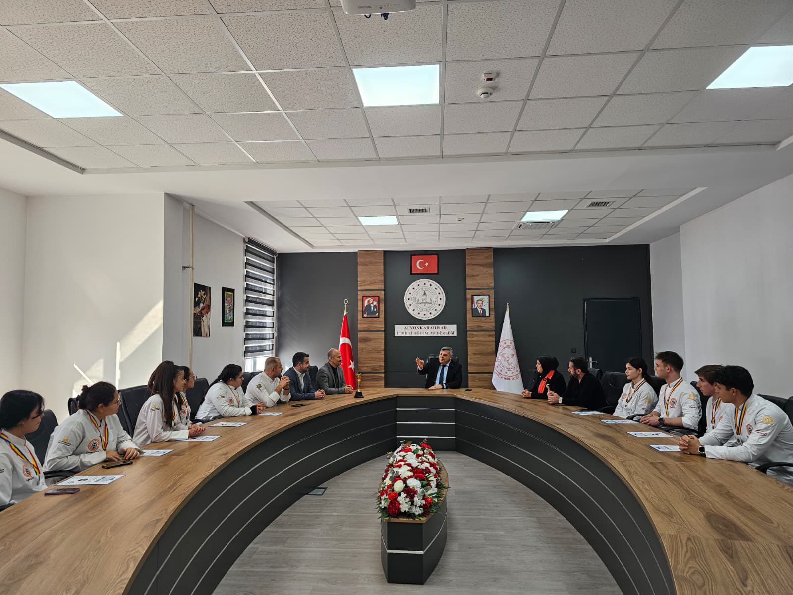 Genç Şeflerden Uluslararası Zafer: Madalyalarla Yurda Döndüler