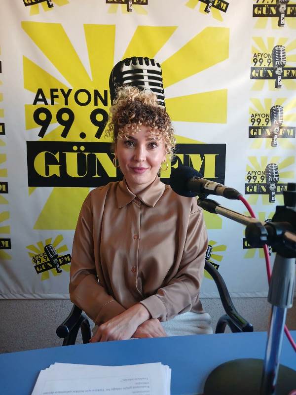 “Hiçbir Kadın Yalnız Değildir”