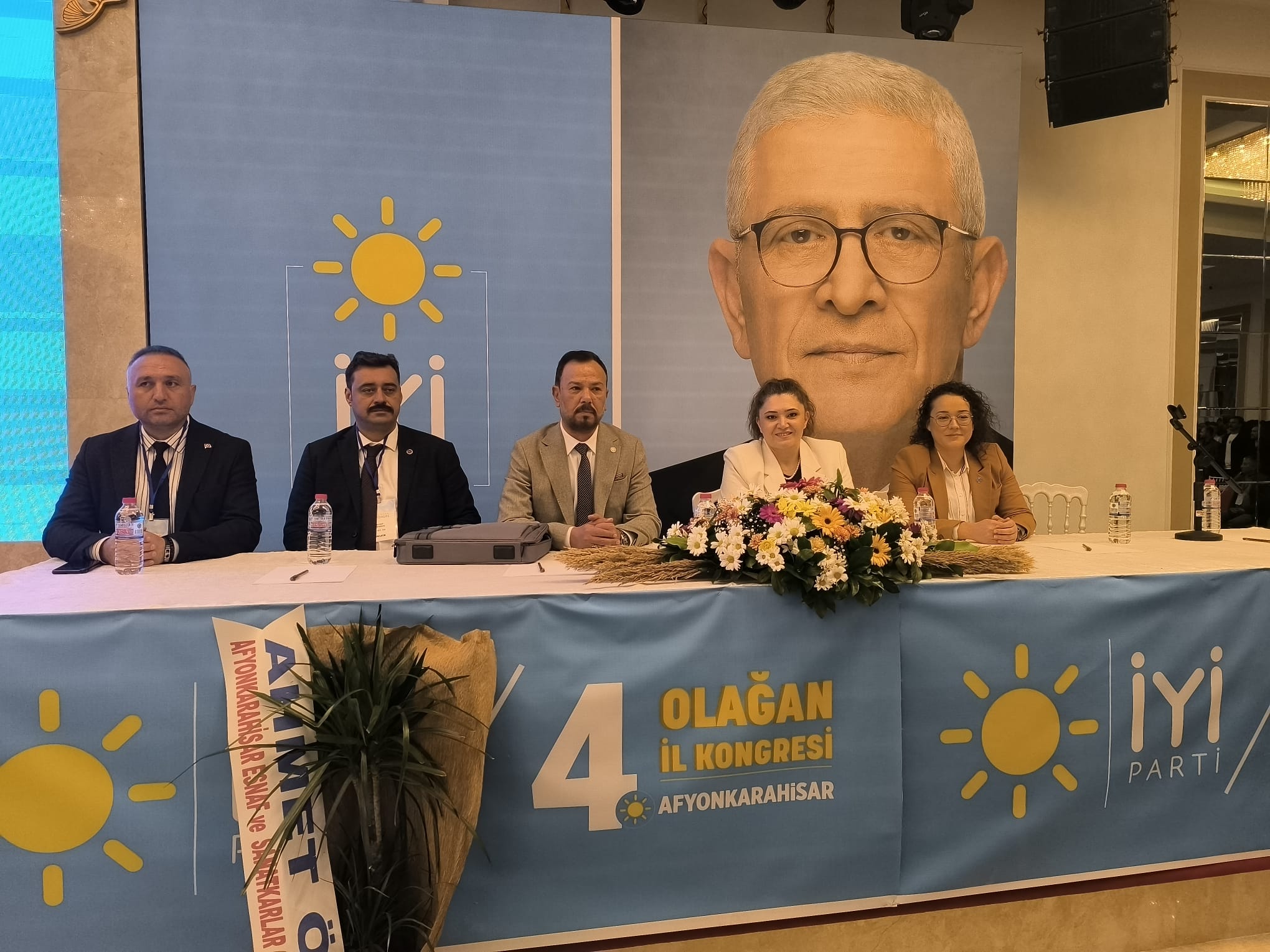 İYİ Parti'de Kongre Başladı