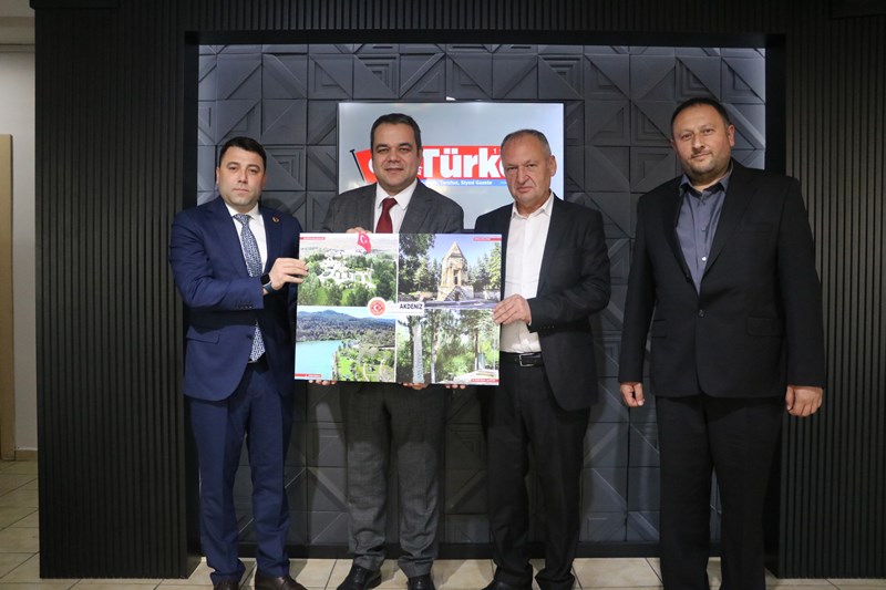 MHP Sinanpaşa Teşkilatından Türkeli Gazetesi İmtiyaz Sahibi Önder Artuk’a Ziyaret