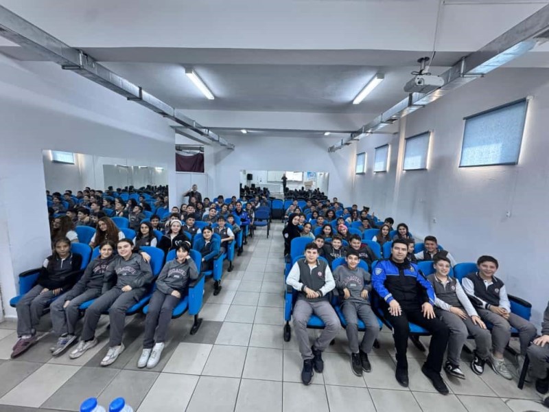 Öğrencilere Polislik Mesleğinden Güvenli İnternete Kadar Kapsamlı Bilgilendirme