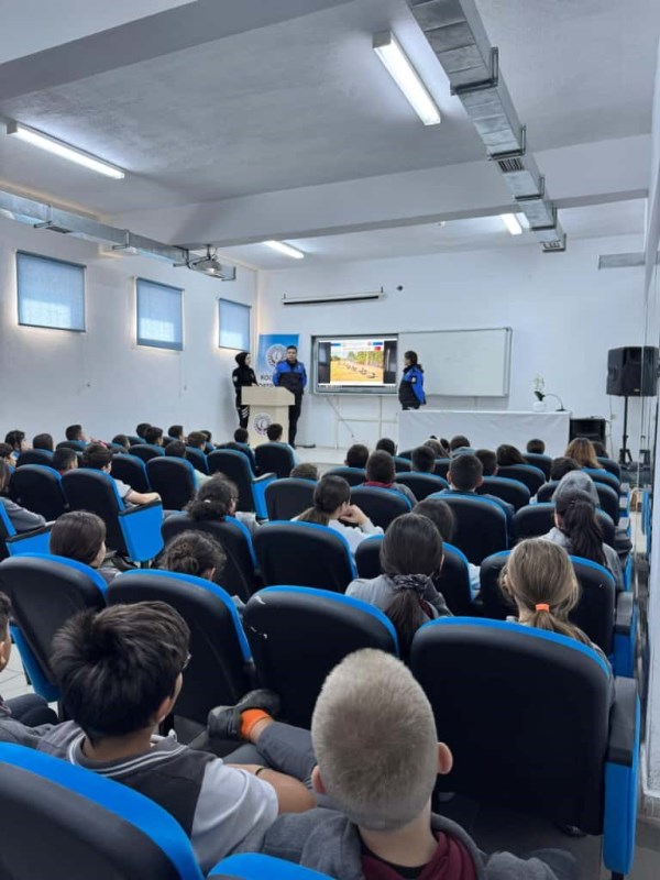 Öğrencilere Polislik Mesleğinden Güvenli İnternete Kadar Kapsamlı Bilgilendirme