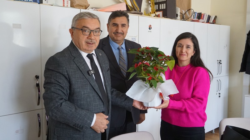 “Öğretmenlik Kutsal Bir Meslektir”