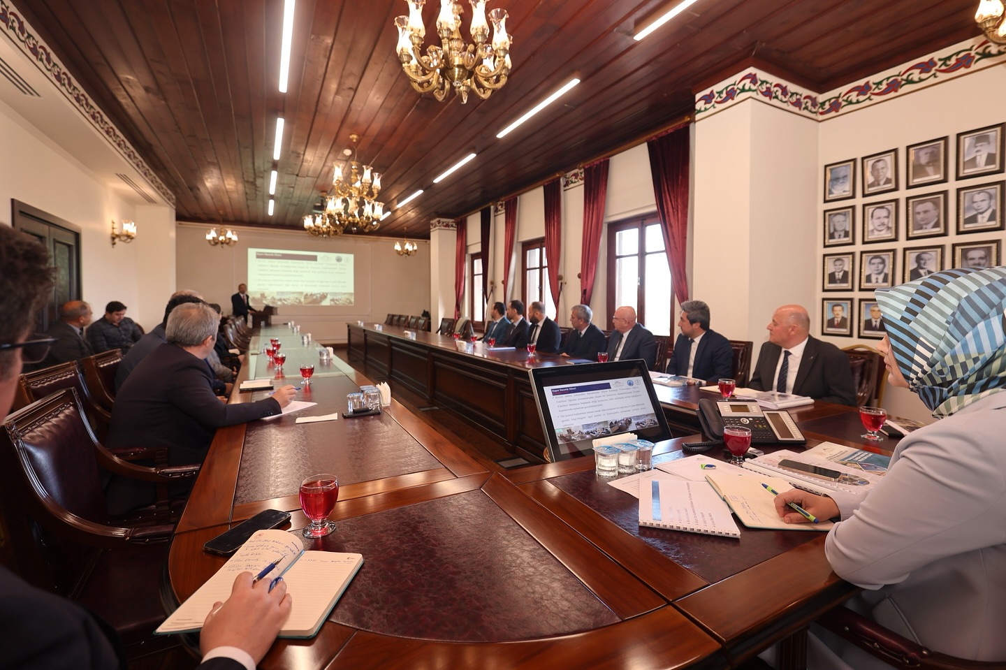 Vali Yiğitbaşı liderliğinde Afyonkarahisar’ın turizm yol haritası belirlendi