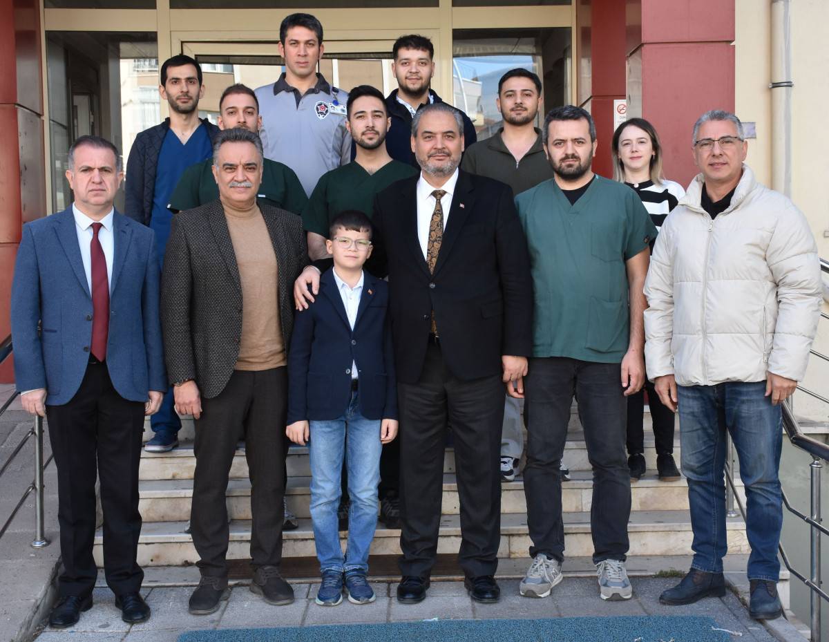 AFSÜ'den Sağlık Hizmetlerinde Öncü Adım: Türkiye'de Bir İlk Olan 7/24 Diş Acil Polikliniği Açıldı