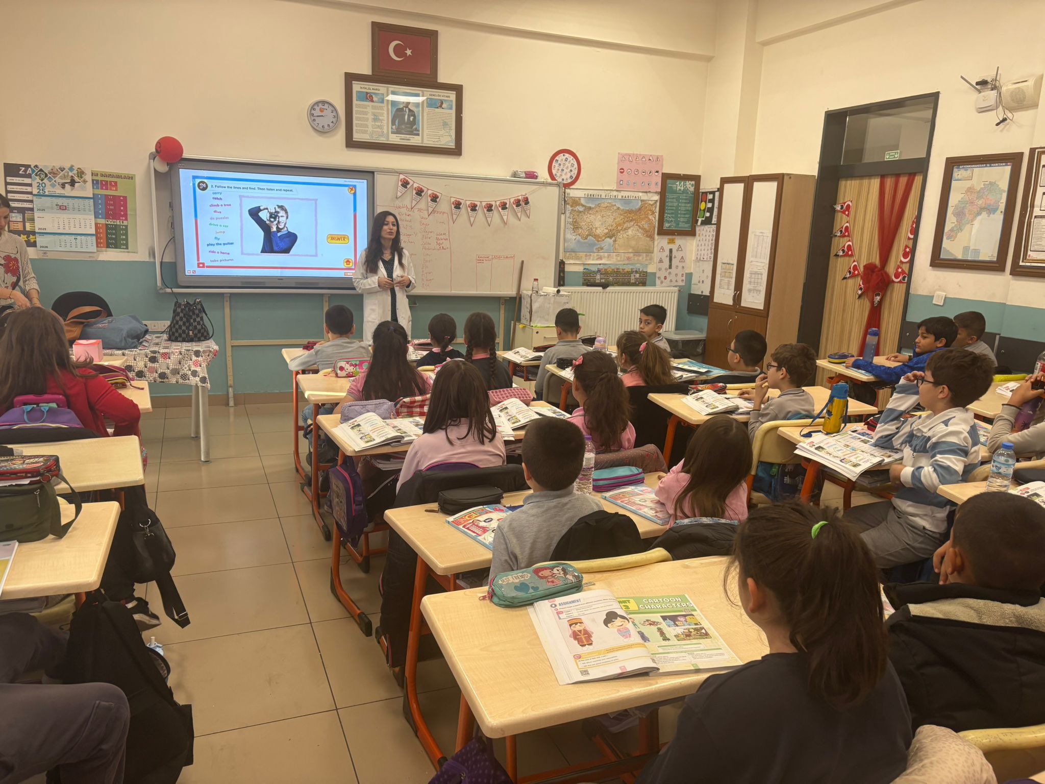 Hoca Ahmet Yesevi İlkokulu'nda 1100 Öğrenciye Sağlıklı Yaşam Eğitimi