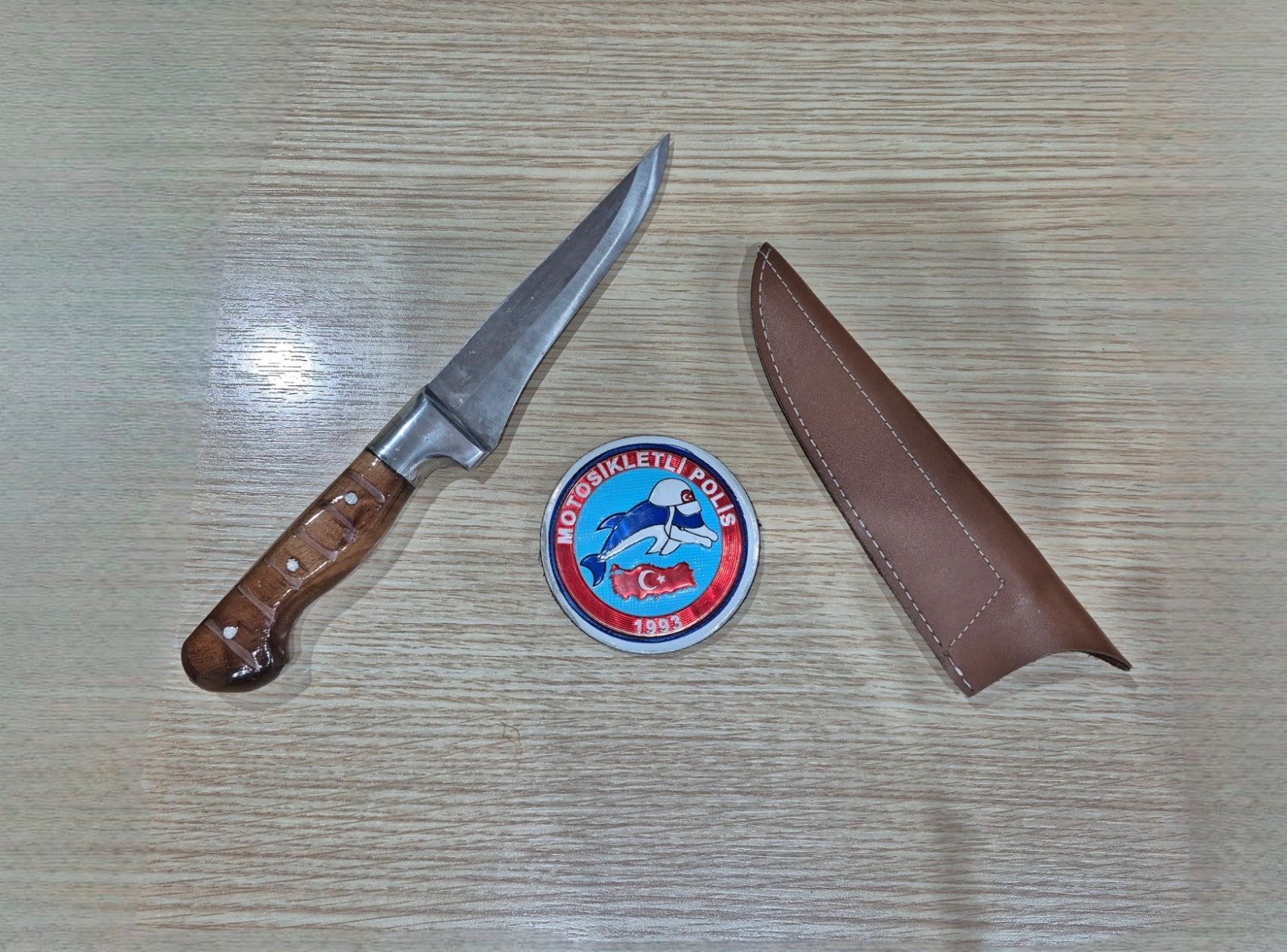 Afyonkarahisar da Hırsızlık Hükümlüsü Dahil 21 Kişi Adalete Teslim Edildi