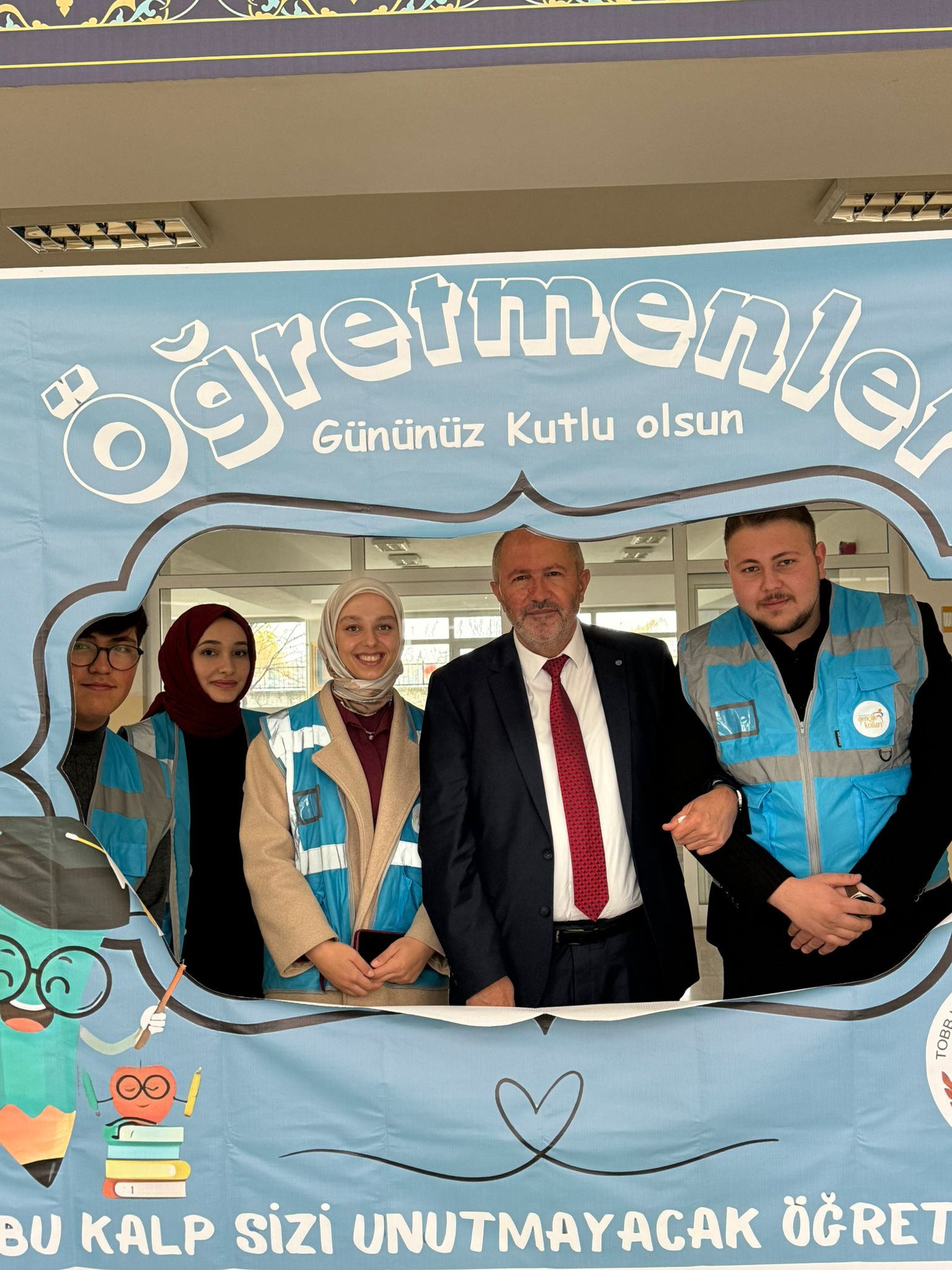 AK Parti Gençlik Kolları'ndan Öğretmen ve Esnaf Ziyaretleri