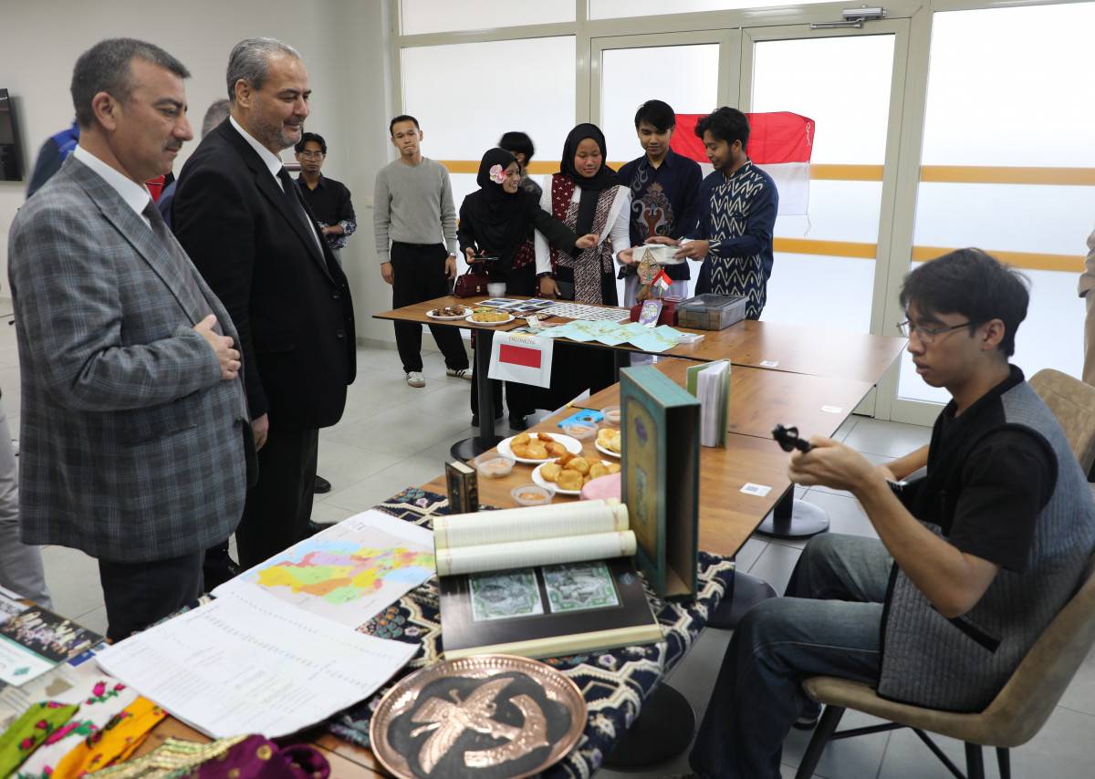 AFSÜ Genç Ofis'in Uluslararası Kültür Buluşmasında Barış Rüzgârları Esti