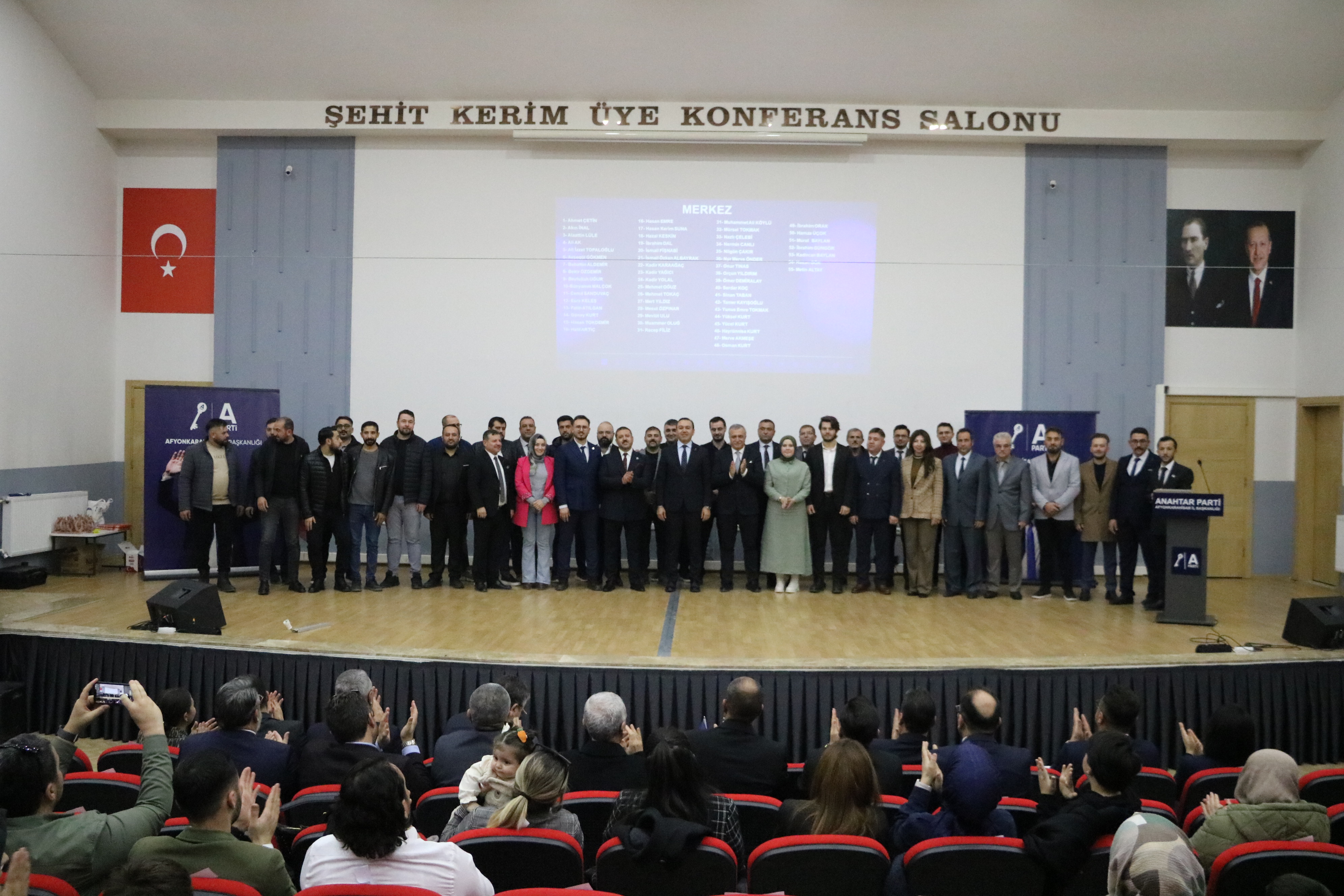 5 Belde Başkanı Mazbata Aldı, 600 Yeni Üye Katıldı