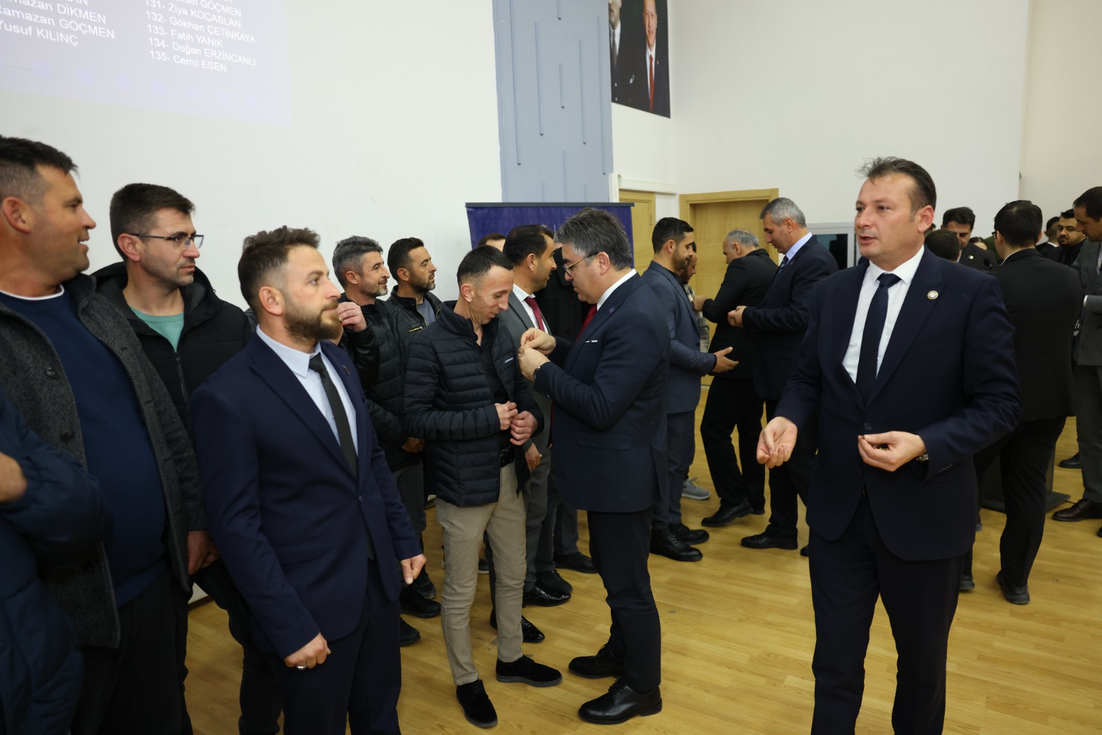 5 Belde Başkanı Mazbata Aldı, 600 Yeni Üye Katıldı