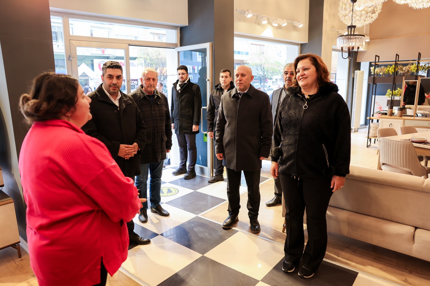 Başkan Köksal'dan Gazlıgöl Caddesi Esnafına Ziyaret