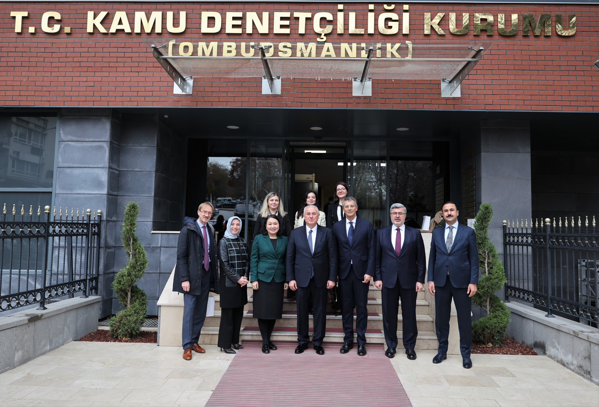 Milletvekili Özkaya'nın Öncülüğünde Kritik Diplomasi