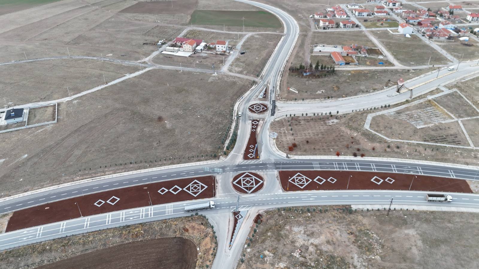 Emirdağ Kavşakları Kuru Peyzajla Yenileniyor