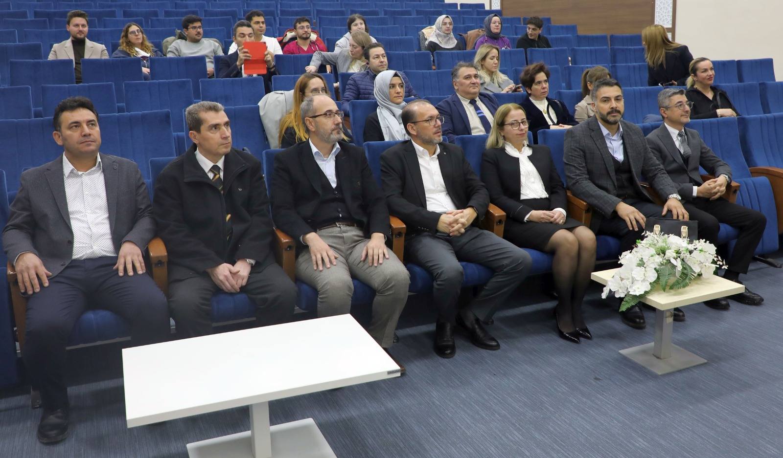 AFSÜ Ev Sahipliğinde Bebek Sağlığı Ve Gelişimsel Bakım Masaya Yatırıldı