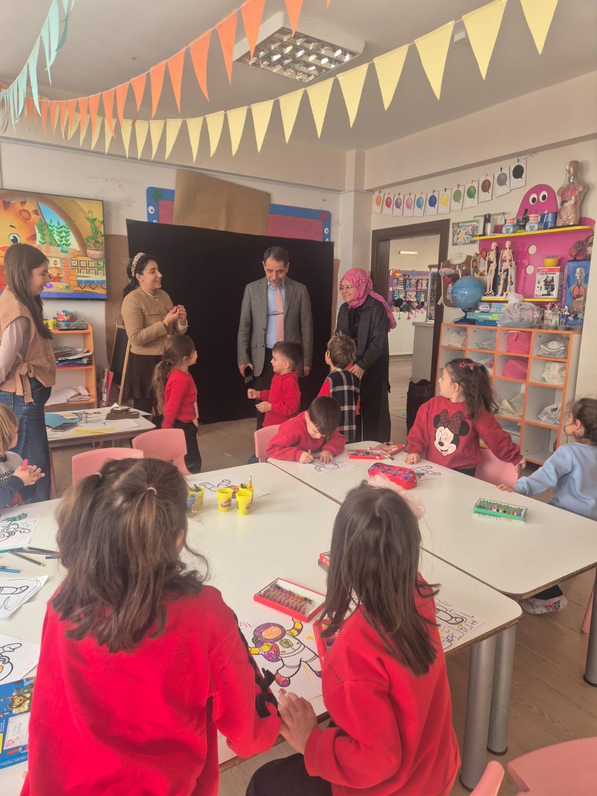 Şube Müdürü Gülcü’den Minik Öğrencilere Ziyaret