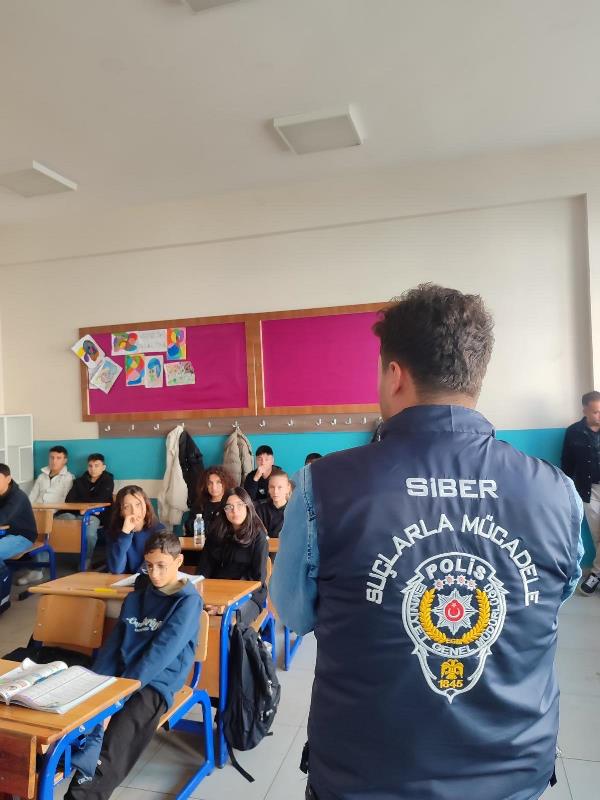 856 Kişiye Güvenlik Ve Farkındalık Eğitimi Verildi