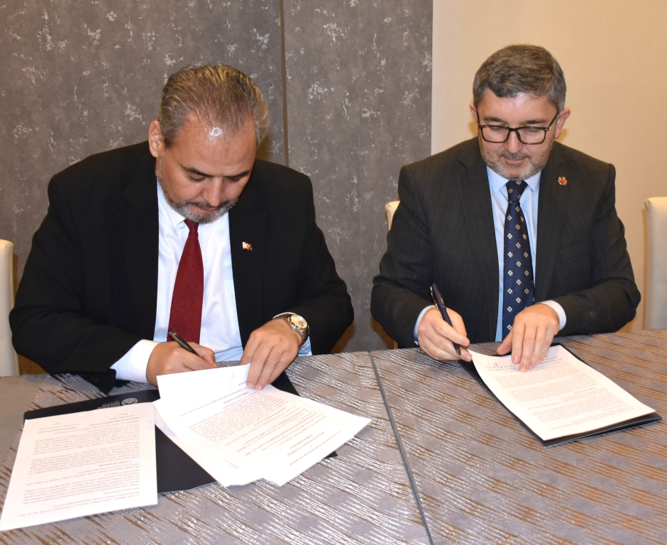 AFSÜ ve BŞEÜ Akademide Güçlerini Birleştirdi