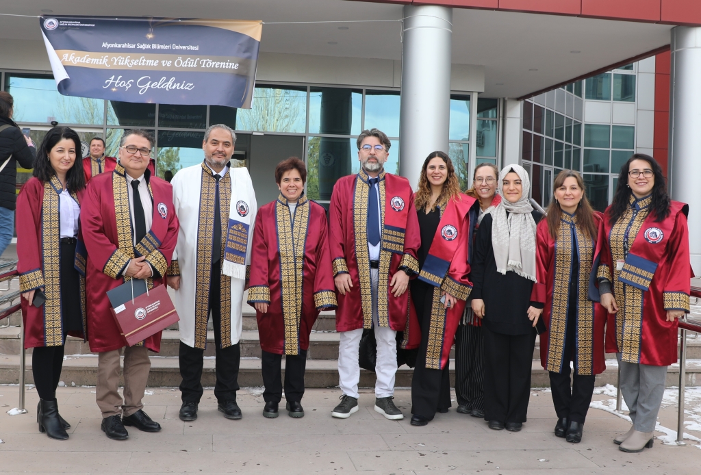 AFSÜ’de Bilimsel Başarılar Ödüllendirildi