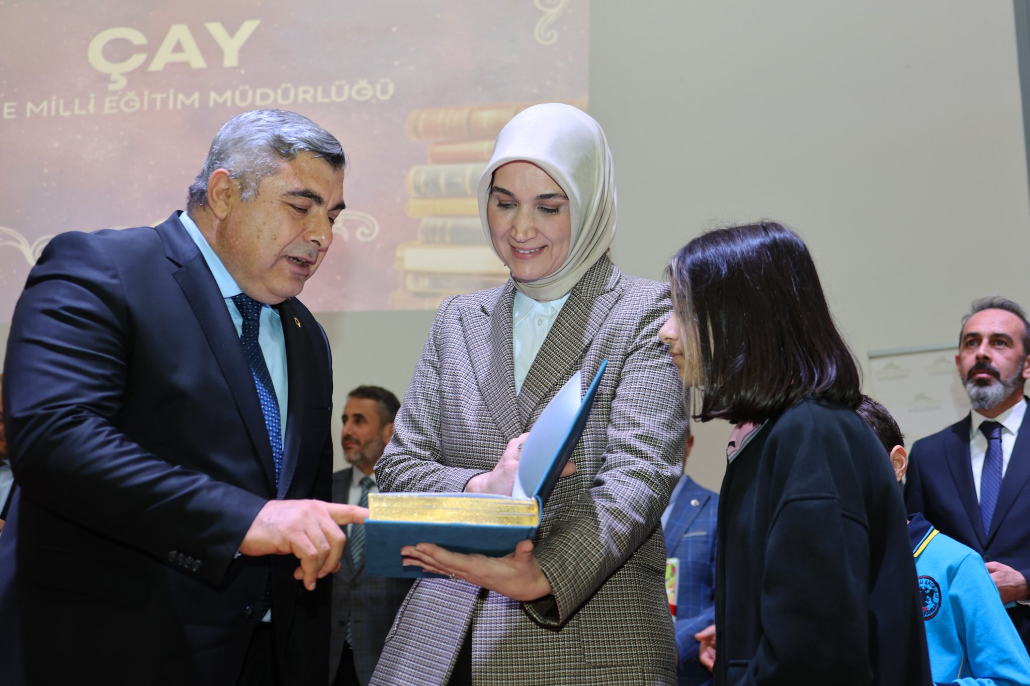 Afyonkarahisar’da 30 Bin Öğrenci Aynı Sayfada Buluştu