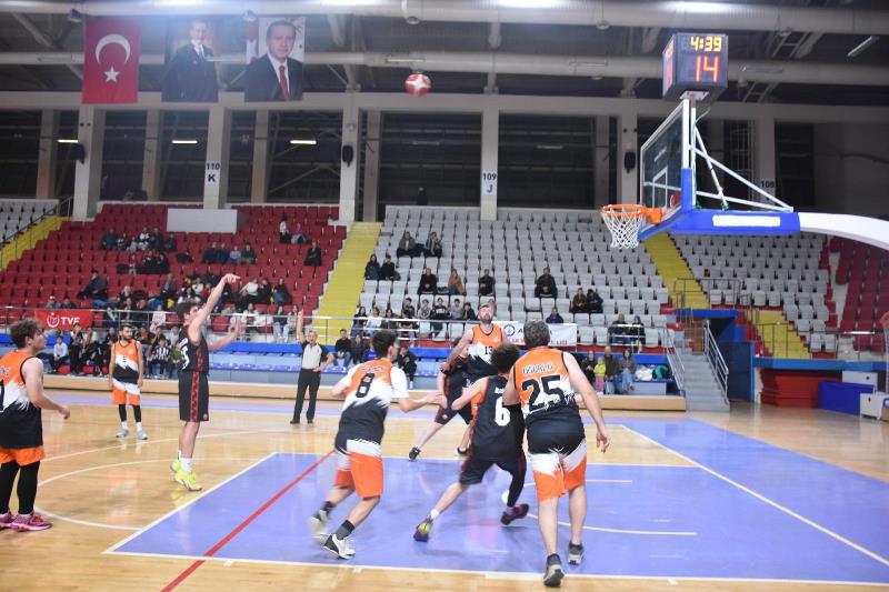 Afyonkarahisar’da Büyük Erkekler Basketbol Heyecanı Sona Erdi