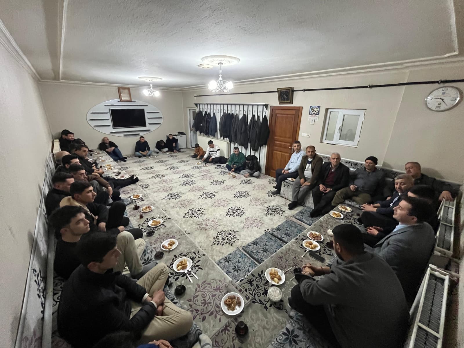 İntepe:"AK davanın mutfağı AK Gençliktir"