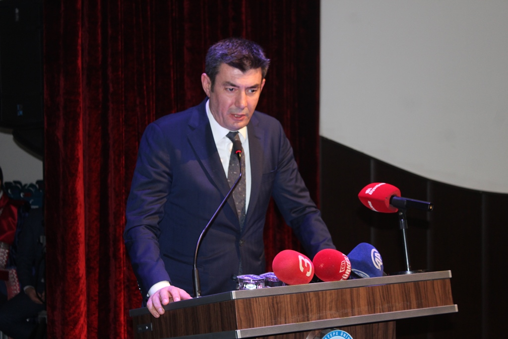 AKÜ’de Ödül Ve Akademik Yükseltme Töreni Gerçekleştirildi