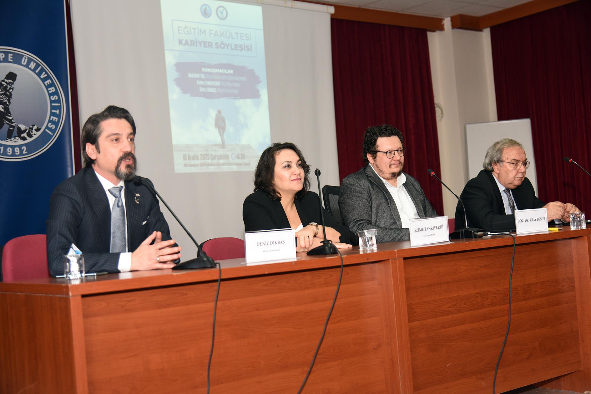 AKÜ Eğitim Fakültesi'nde Kariyer Söyleşisi