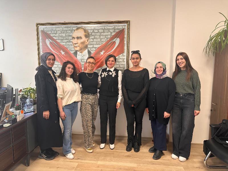 AKÜ'lü Öğrencilerden Yılmaz'a Ziyaret