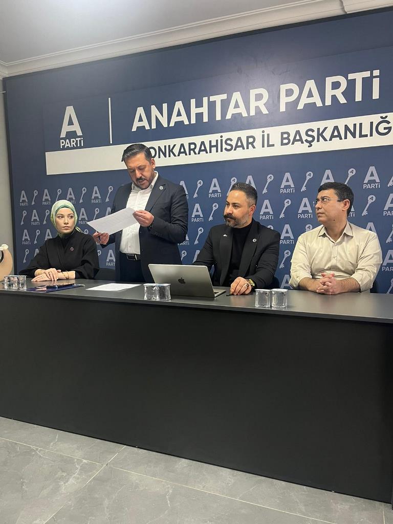 Anahtar Parti Afyonkarahisar’da Kongrelerini Tamamlıyor