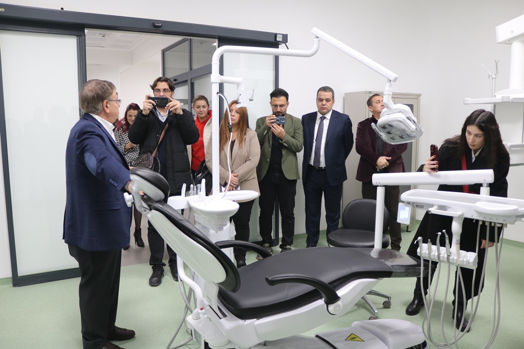 Ballıpınar Ağız ve Diş Sağlığı Polikliniği Yeni Binasında Hizmete Başladı