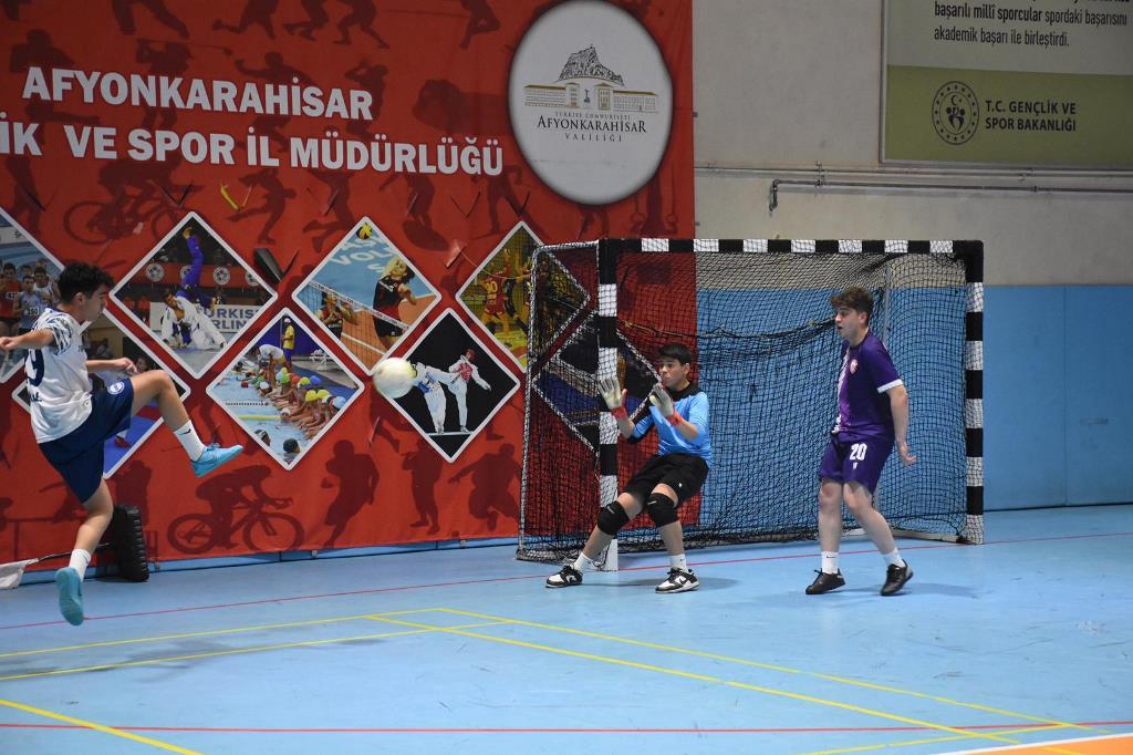 Futsal Genç Erkekler Ve Futbol Küçük Erkekler Müsabakaları Sona Erdi