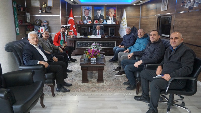 Milli Futbolcu Emre Kılınç, Memleketi Şuhut’ta