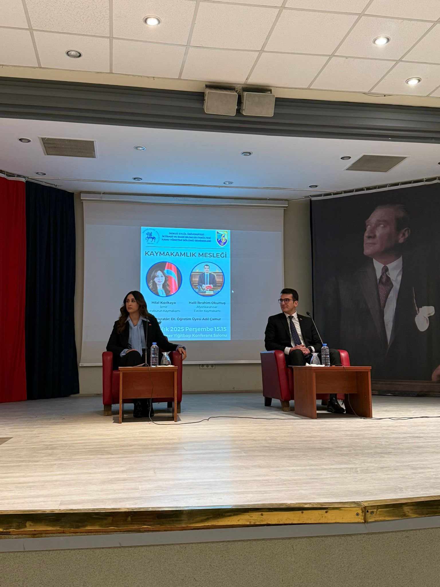 Kaymakam Okumuş DEÜ'lü Öğrencilerle Bir Araya Geldi