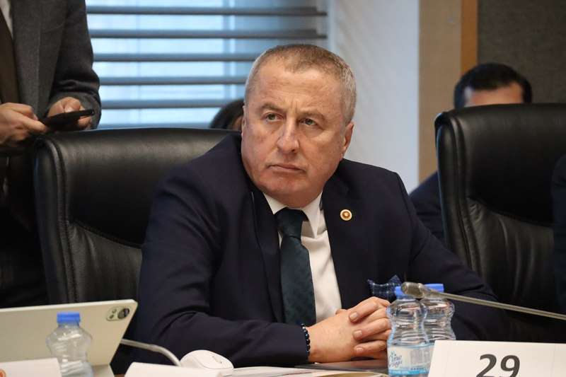 “Pansuman Siyasetiyle Sağlık Başkenti Olunmaz”