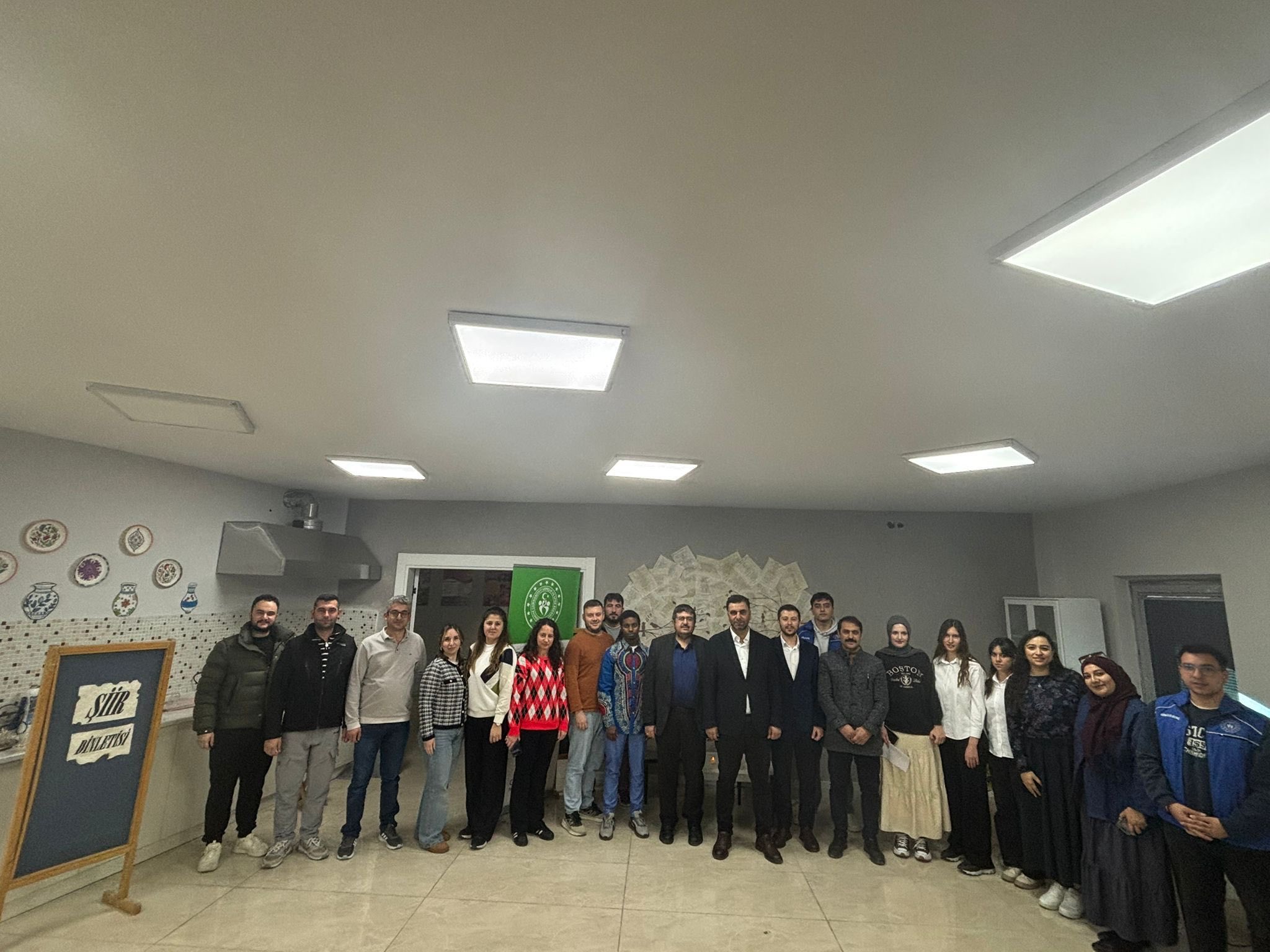 Sandıklı'da Ve AKÜ'de Şiirler Seslendirildi