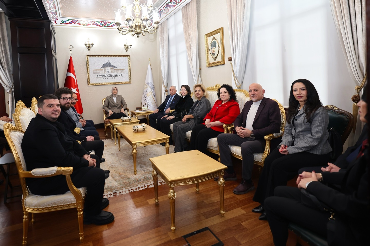 Vali Yiğitbaşı, CHP İl Başkanı Karadeniz ve Yönetimini Makamında Ağırladı