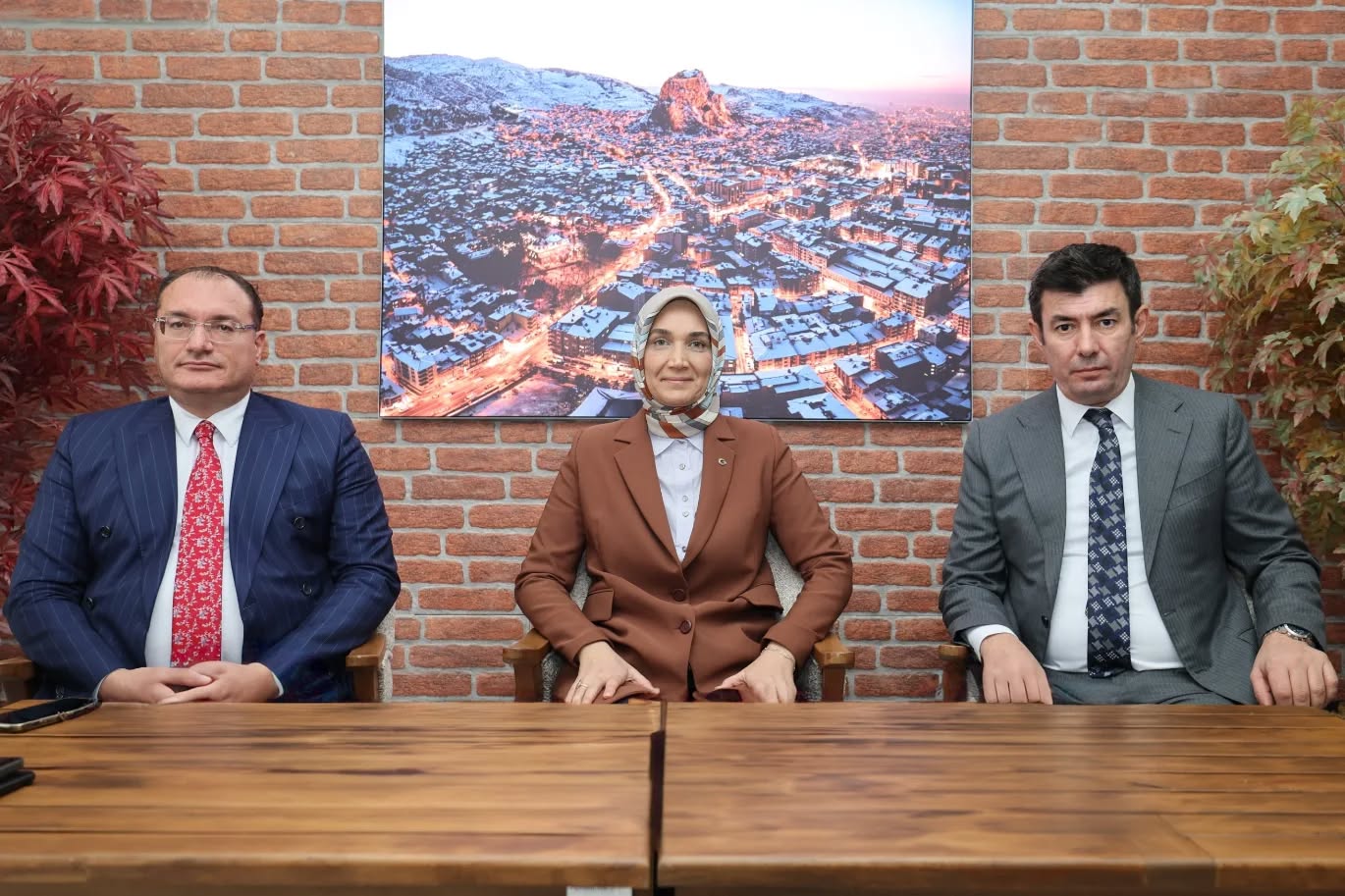 Vali Yiğitbaşı, Sosyal Kafe Projesini İnceledi