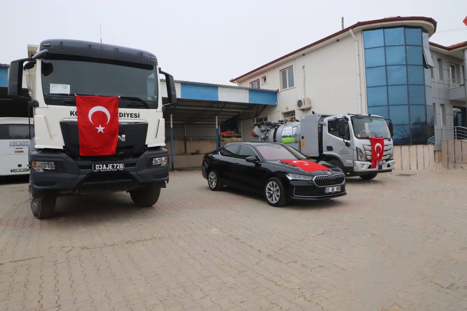 AK Parti'den Kocaöz'e Eser Siyaseti